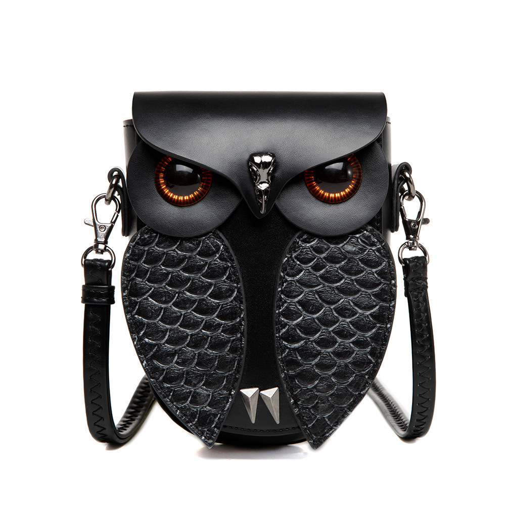 Mila Party Clutch